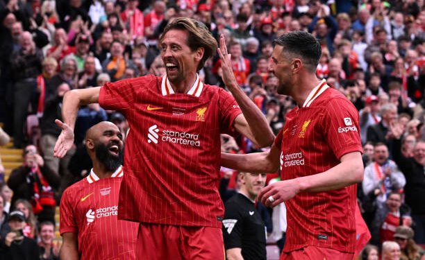 Peter Crouch hilariously shares how wife Abbey Clancy mistook Liverpool star for a woman